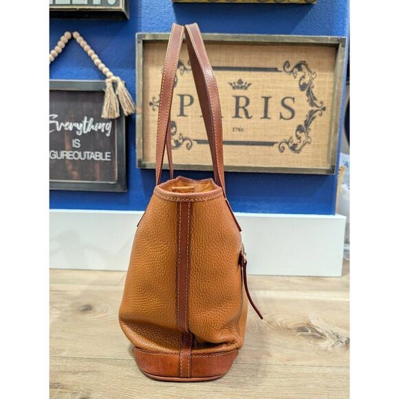 Dooney & Bourke Pebble Charleston Shopper Caramel Leather Tote Medium - Picture 2 of 16